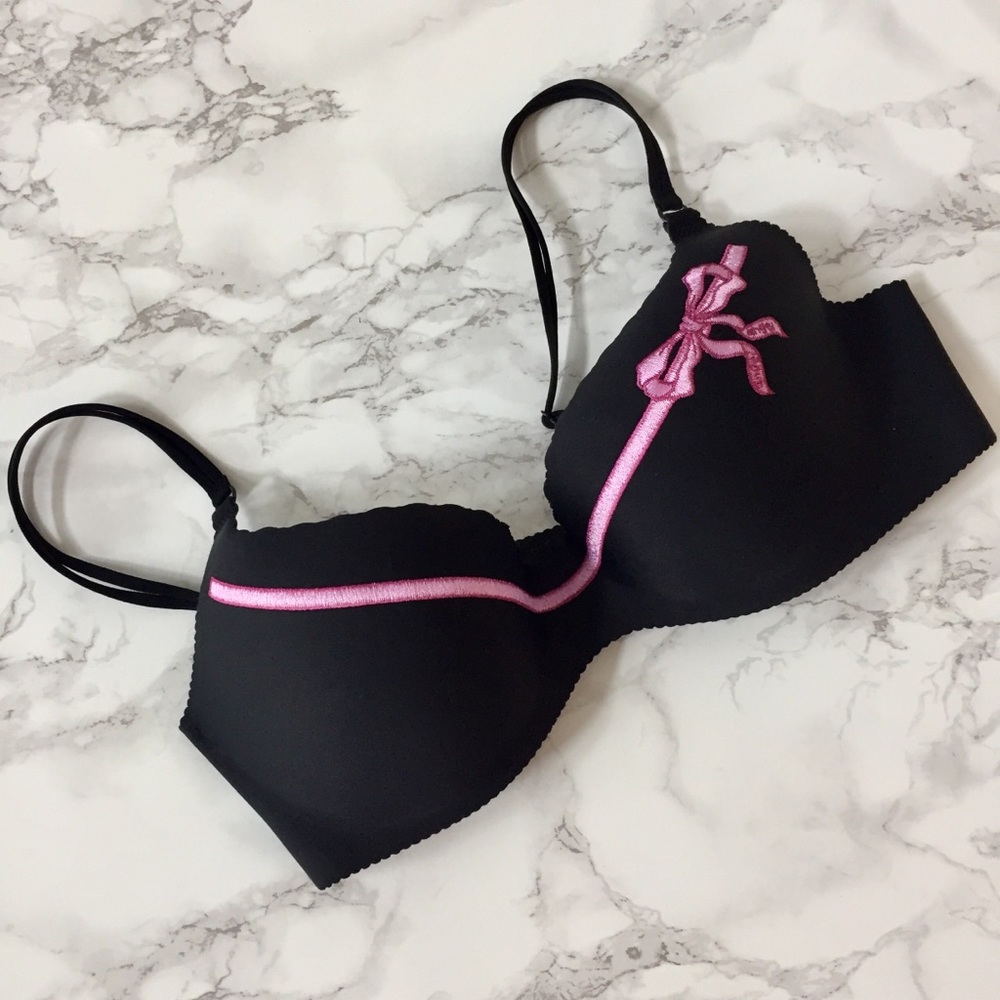 Victoria's Secret Black and Pink Bra